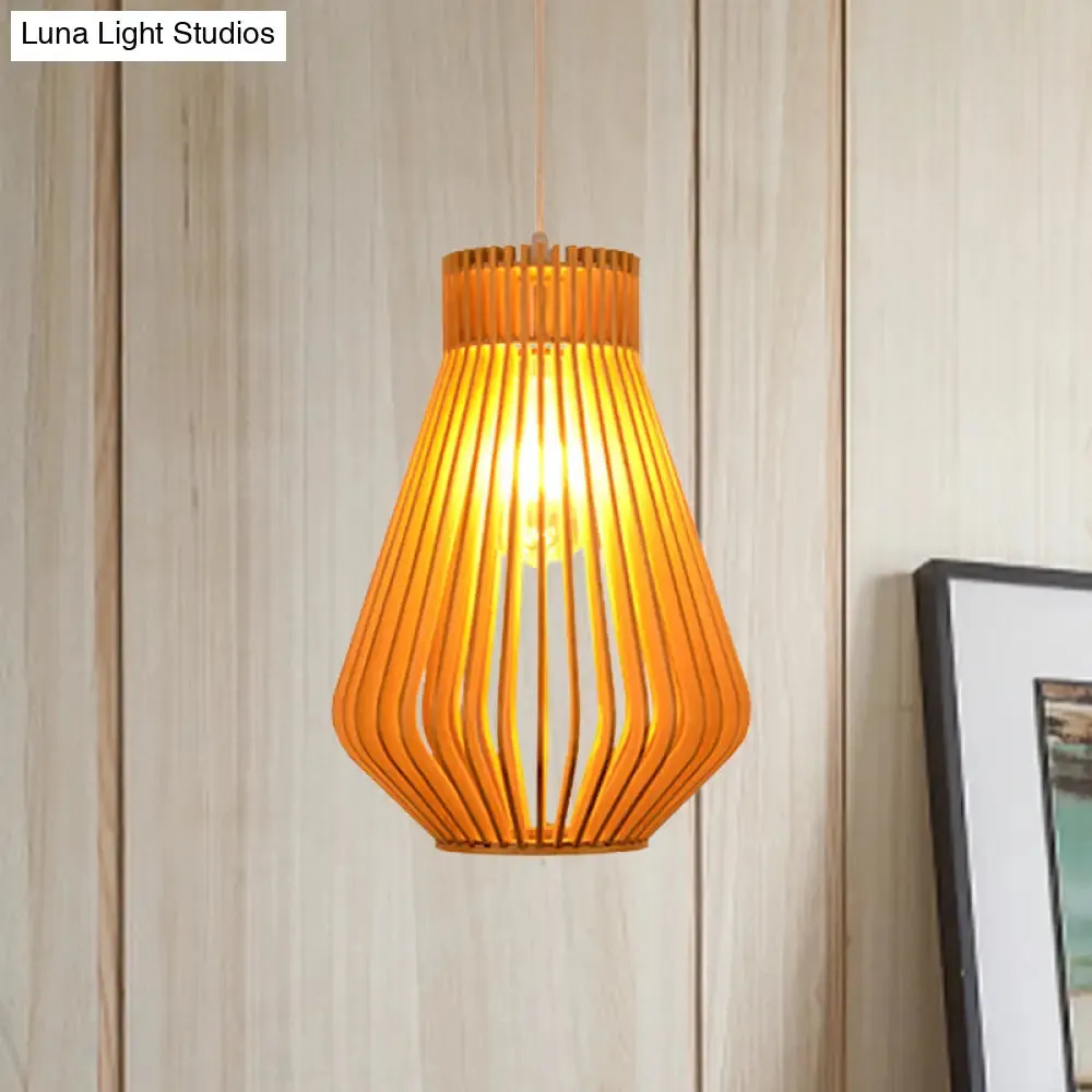 Diamond Shape Bamboo Pendant Light - Modern 1-Head Beige Lamp for Living Room