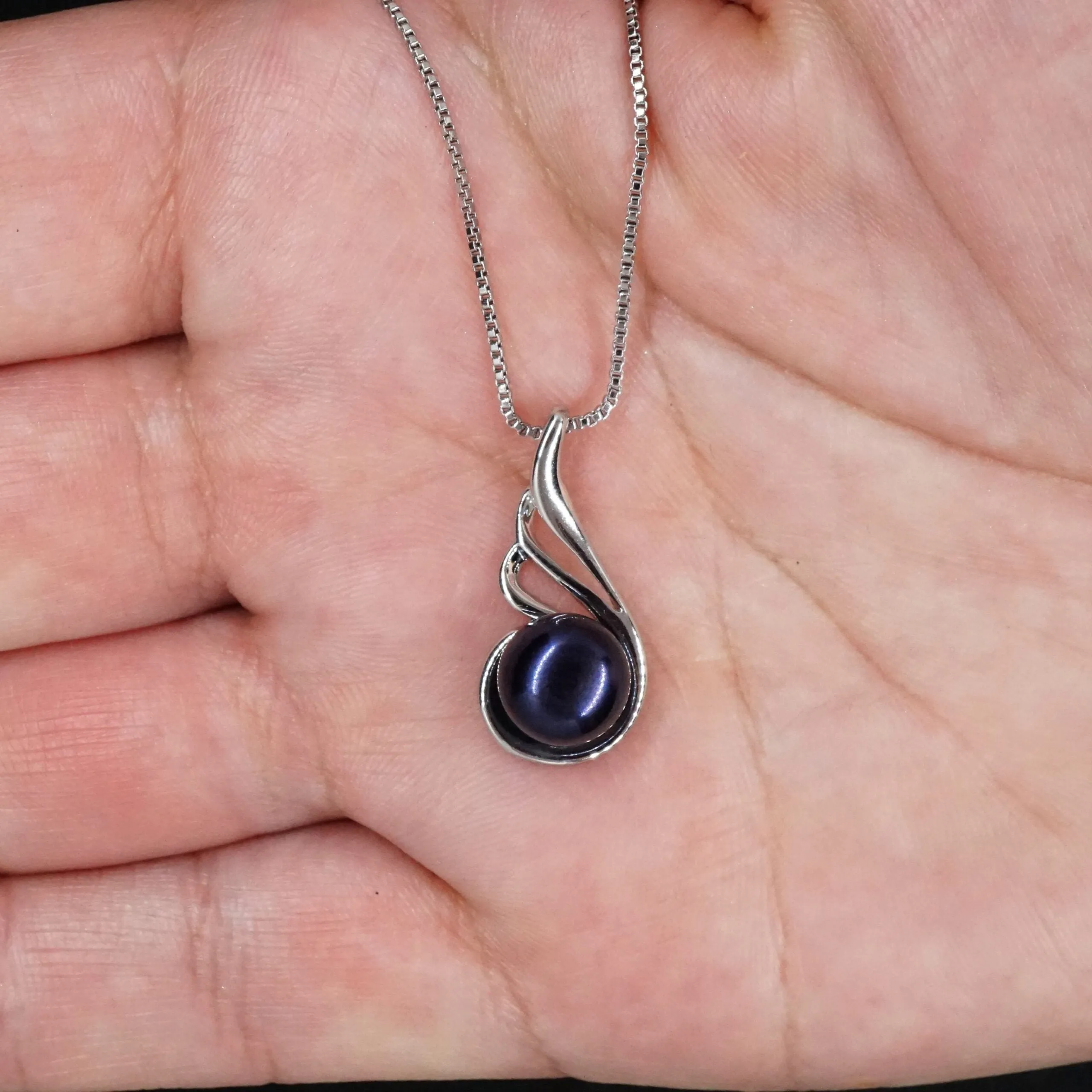 Iris X -  Single Freshwater Pearl Silver Pendant