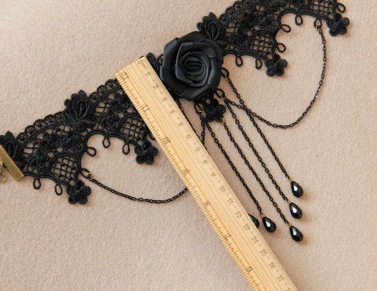 Lucinda Lindley - Retro Black Lace Choker by The Nevermore