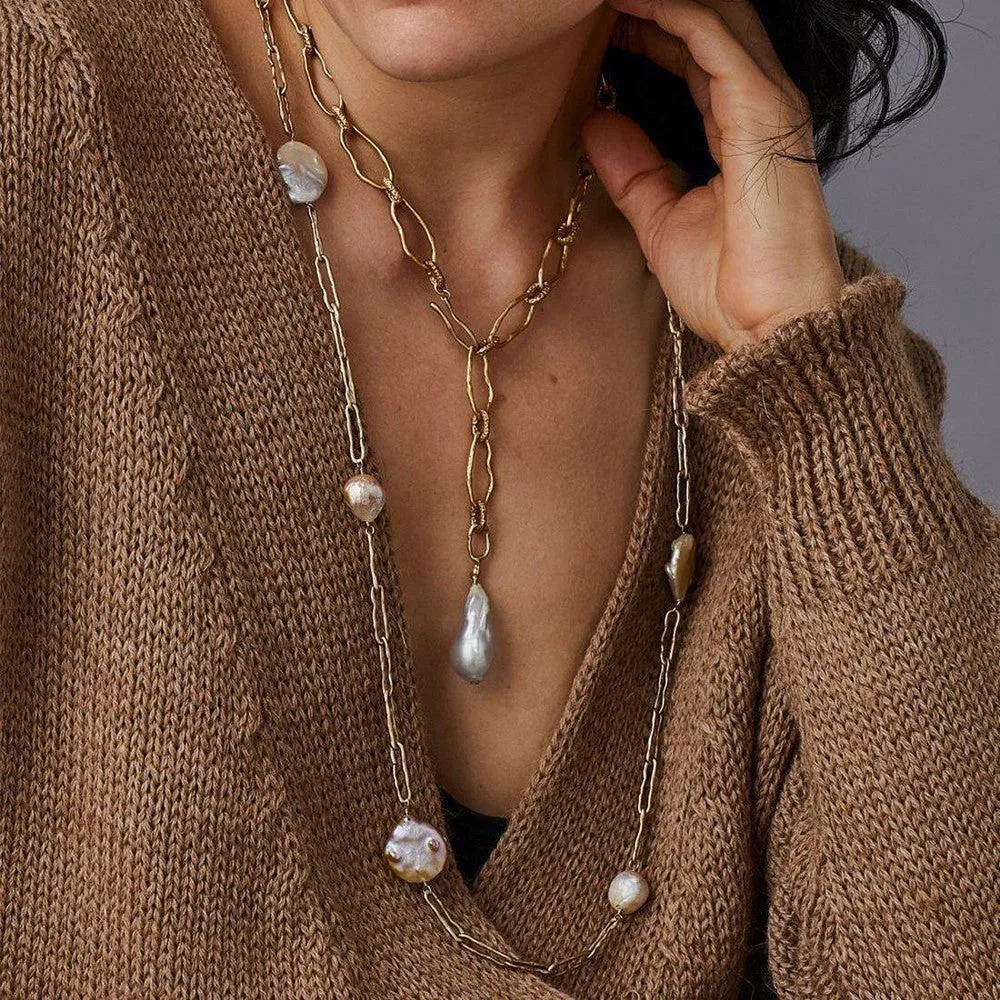 Preza Pearl Necklace