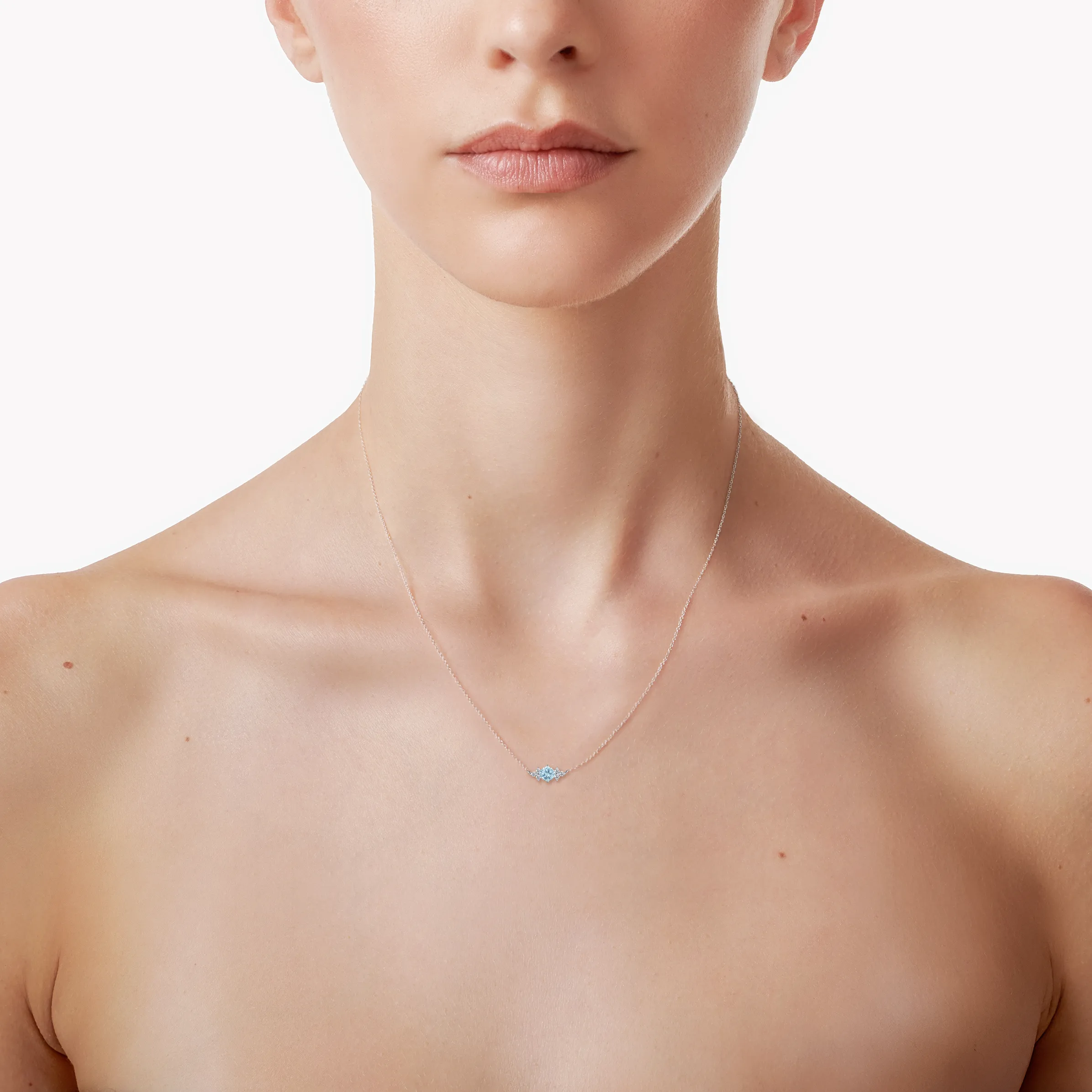 Round blue joy necklace