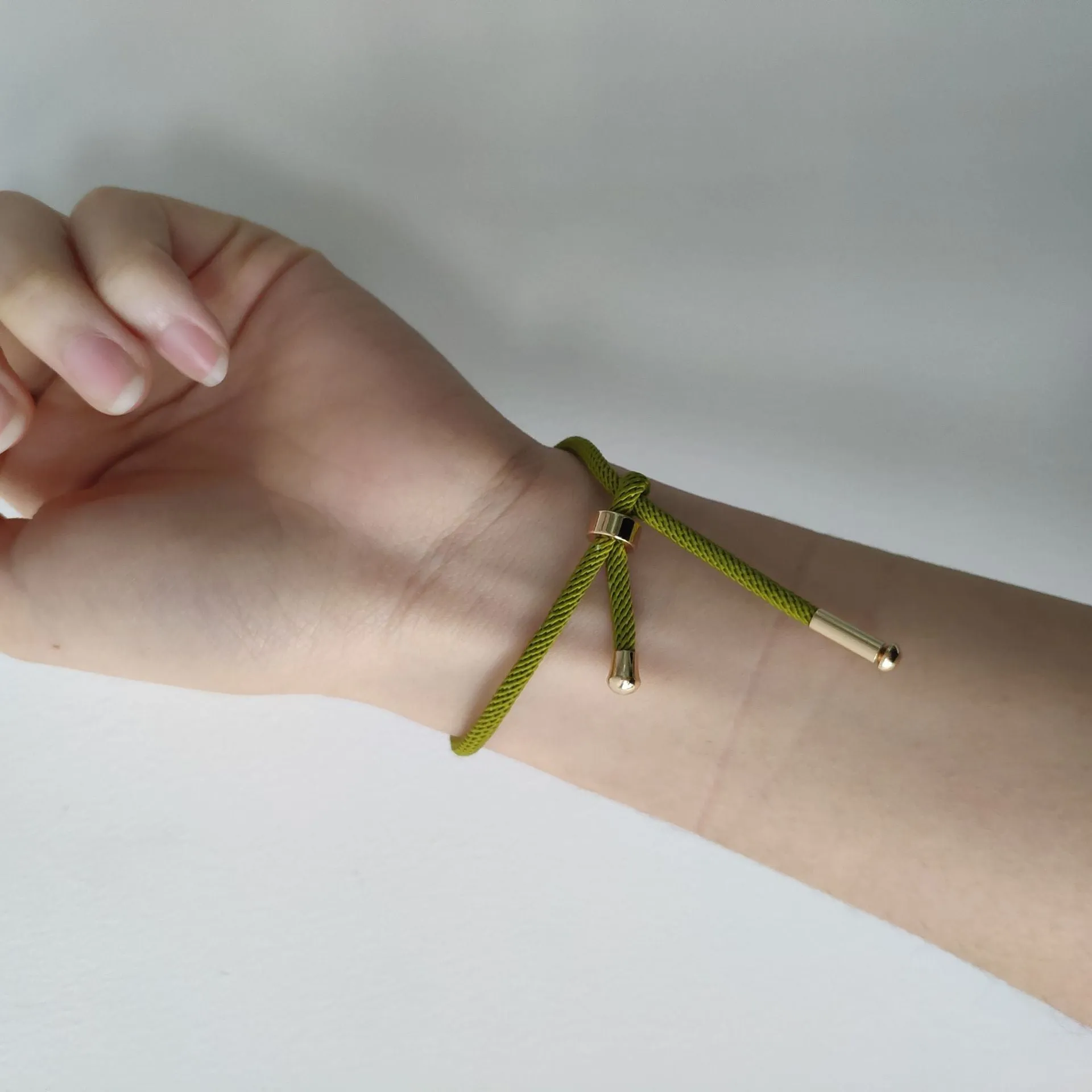 Simple contrasting wild cotton rope bracelet